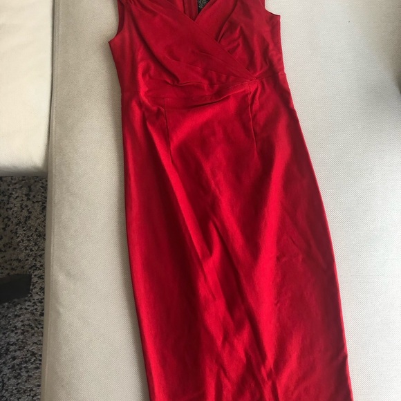 Red sleeveless midi dress - Picture 3 of 3